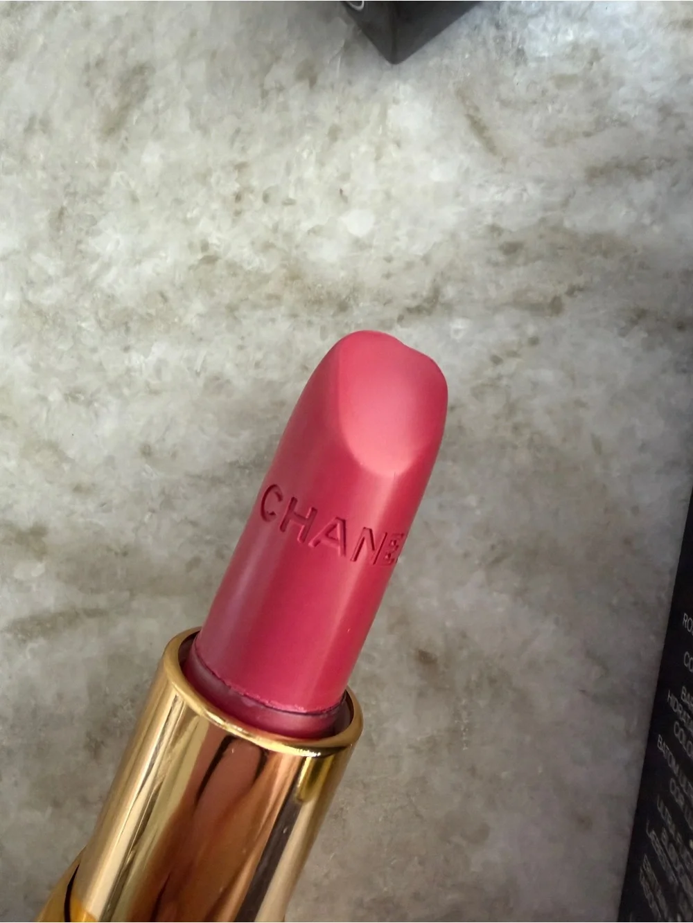 NEW CHANEL Rouge Coco Ultra Hydrating Lip Colour 424 Edith - pink